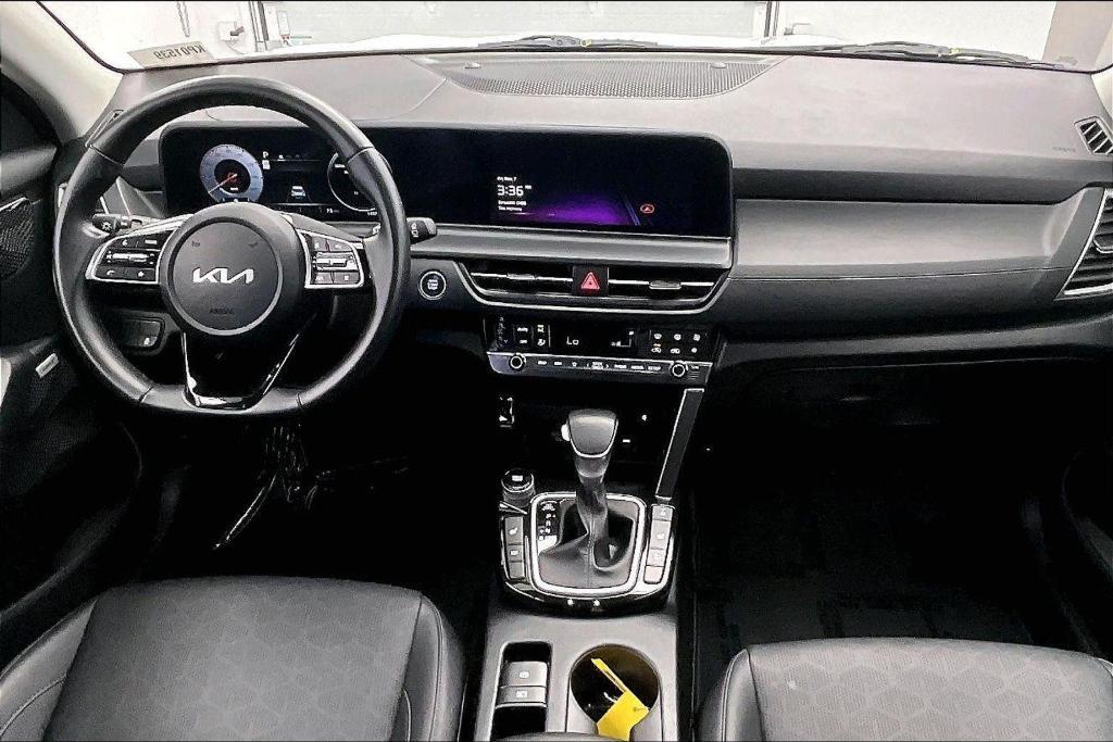 used 2024 Kia Seltos car, priced at $25,500