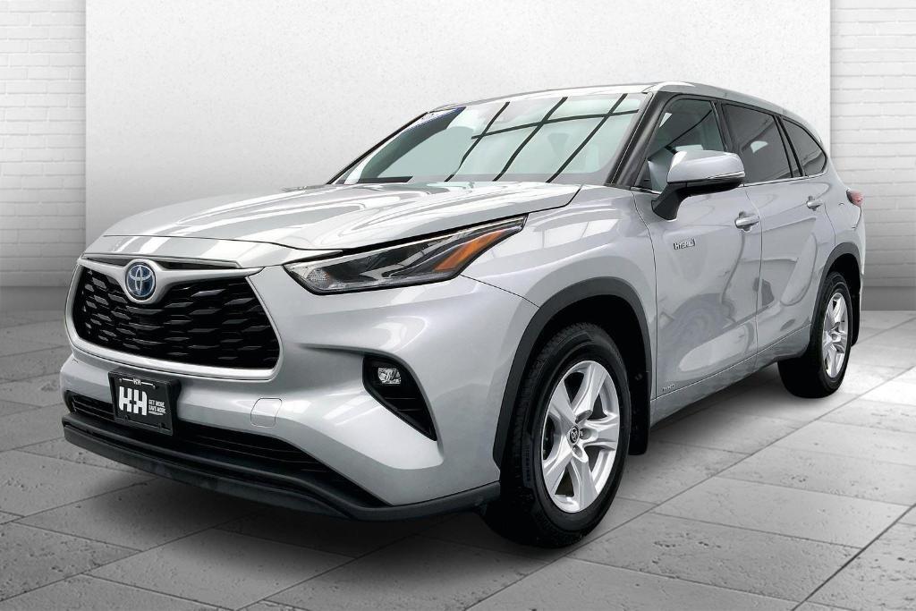used 2021 Toyota Highlander Hybrid car, priced at $34,000
