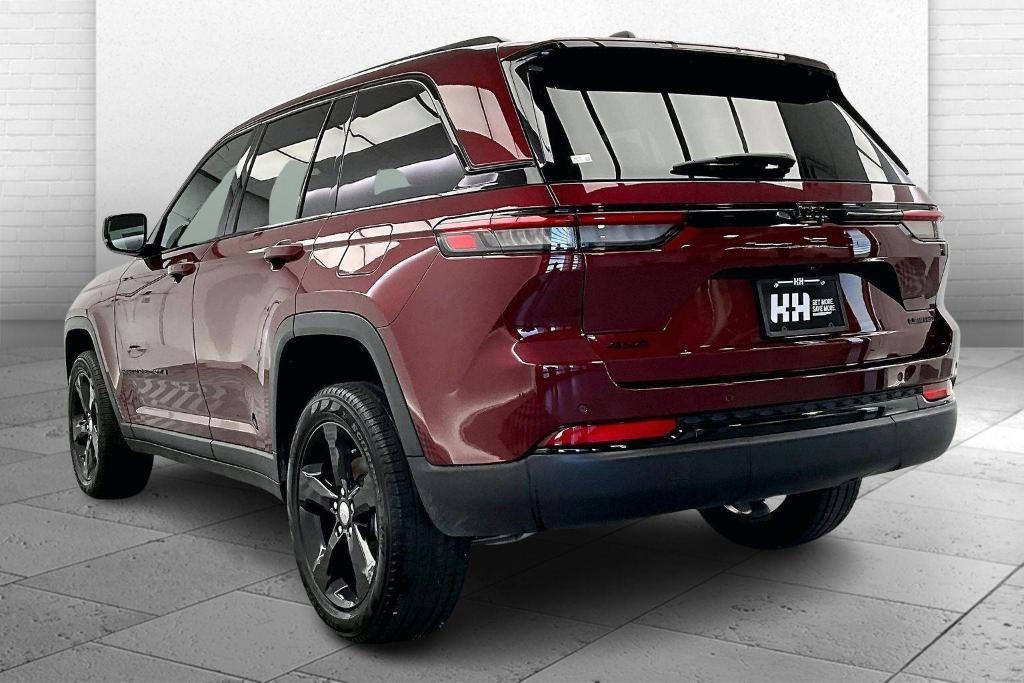used 2024 Jeep Grand Cherokee car, priced at $38,897