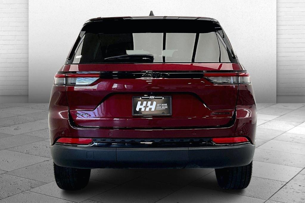 used 2024 Jeep Grand Cherokee car, priced at $38,897