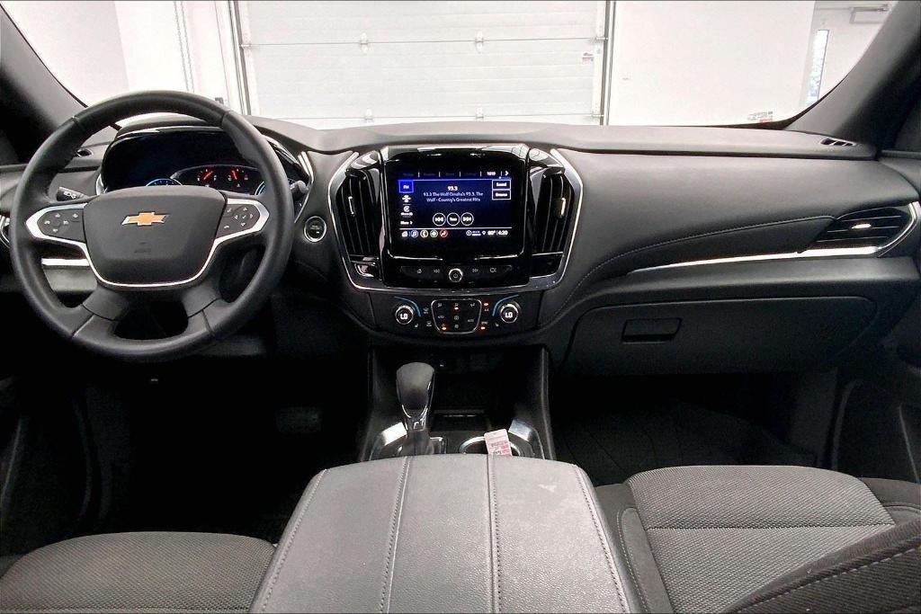 used 2023 Chevrolet Traverse car, priced at $32,000