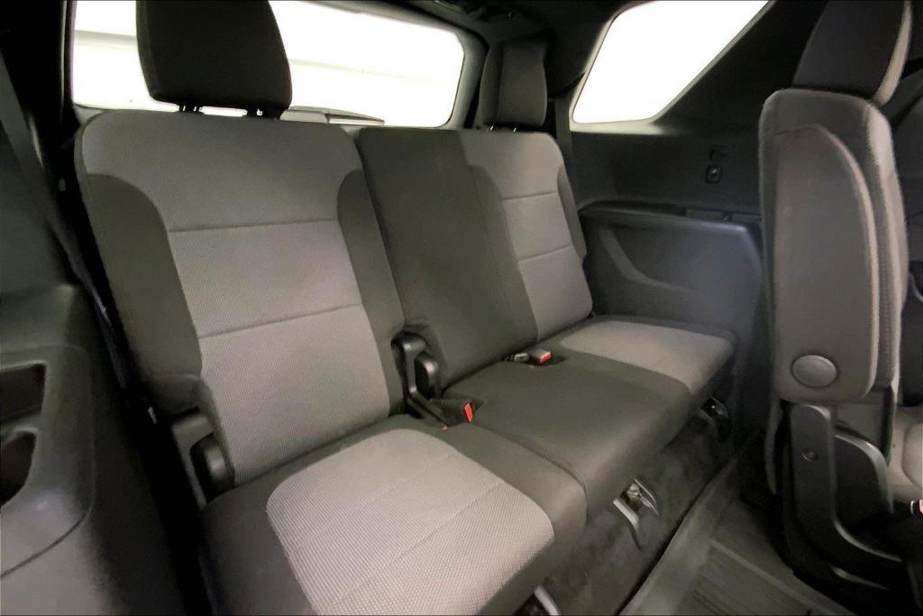 used 2023 Chevrolet Traverse car, priced at $32,000