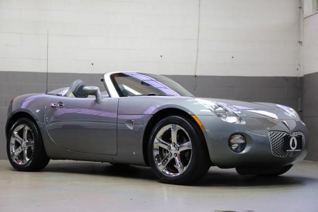 used 2006 Pontiac Solstice car, priced at $15,800