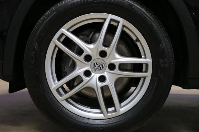 used 2012 Porsche Cayenne car, priced at $28,800
