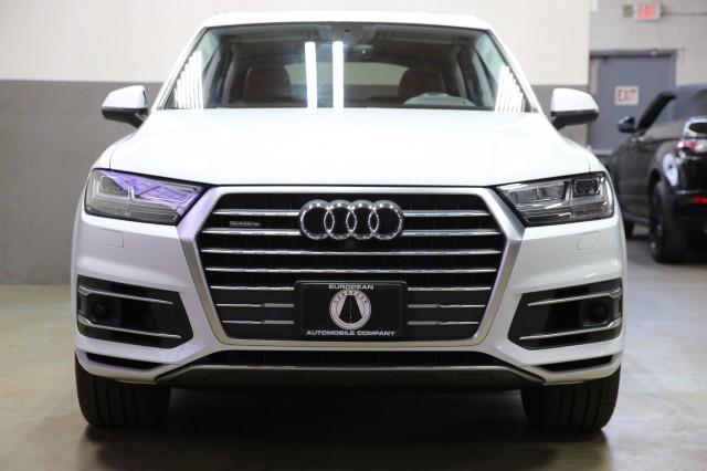 used 2018 Audi Q7 car, priced at $25,800