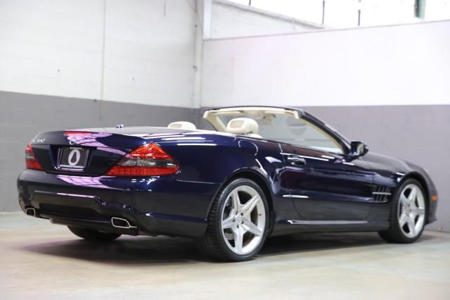 used 2009 Mercedes-Benz SL-Class car, priced at $21,800