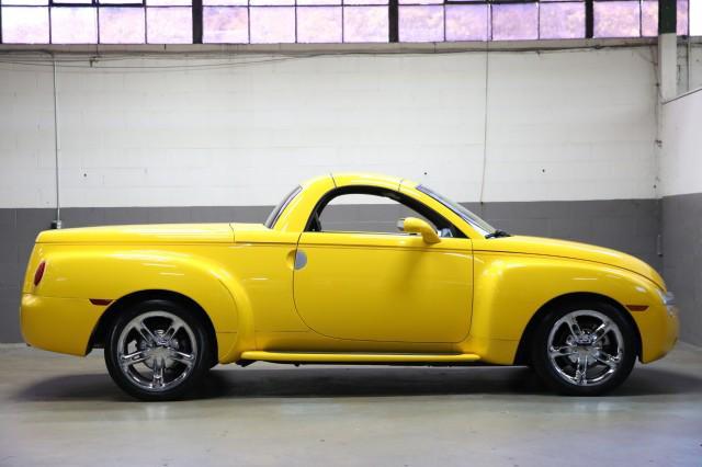 used 2005 Chevrolet SSR car, priced at $28,800