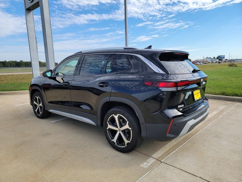 new 2025 Volkswagen Tiguan car, priced at $35,676