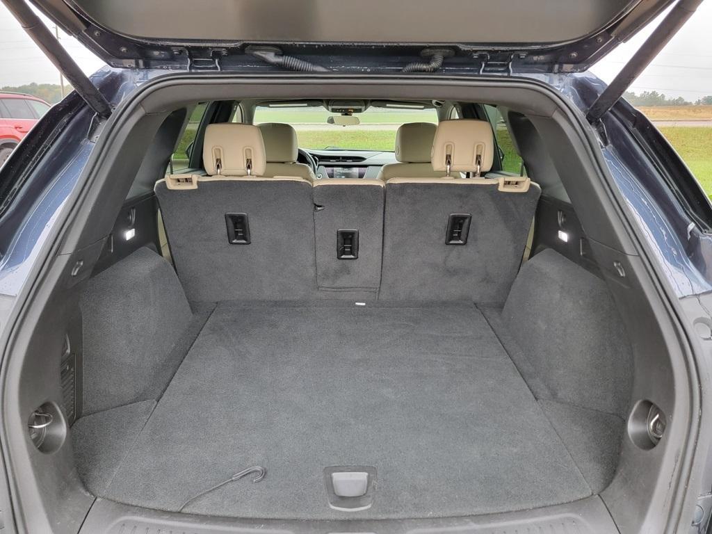 used 2018 Cadillac XT5 car, priced at $16,000