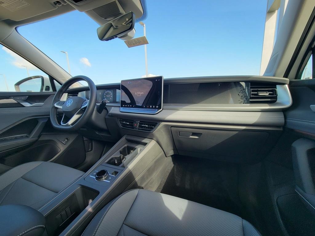 new 2025 Volkswagen Tiguan car, priced at $33,880