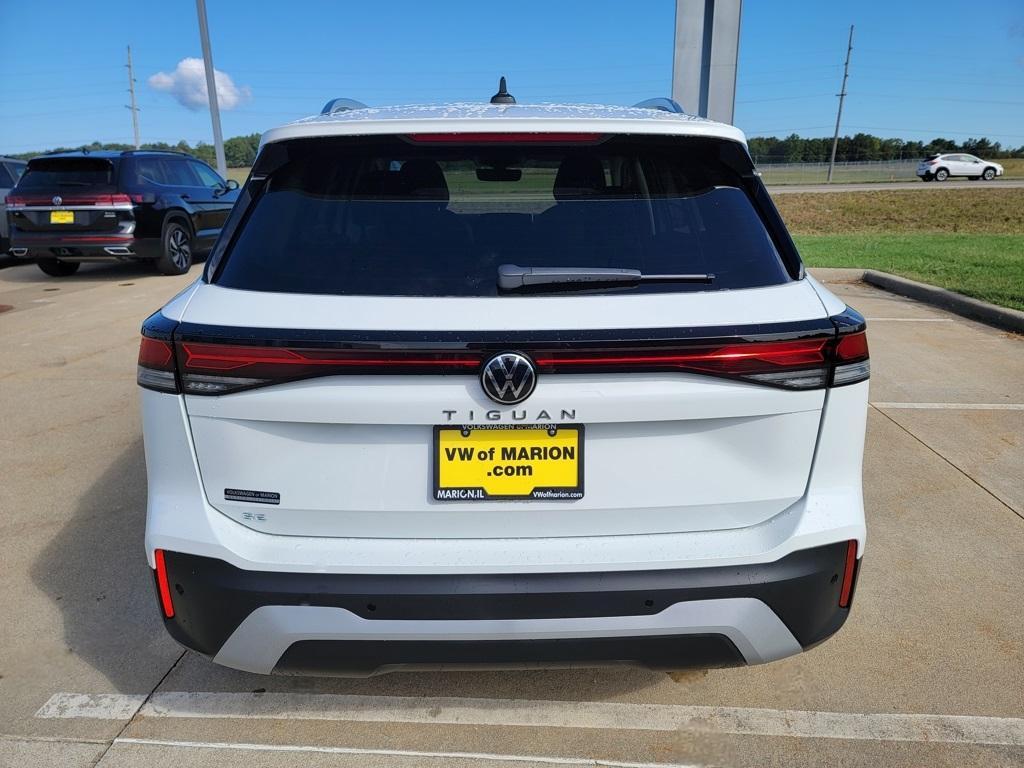 new 2025 Volkswagen Tiguan car, priced at $33,880