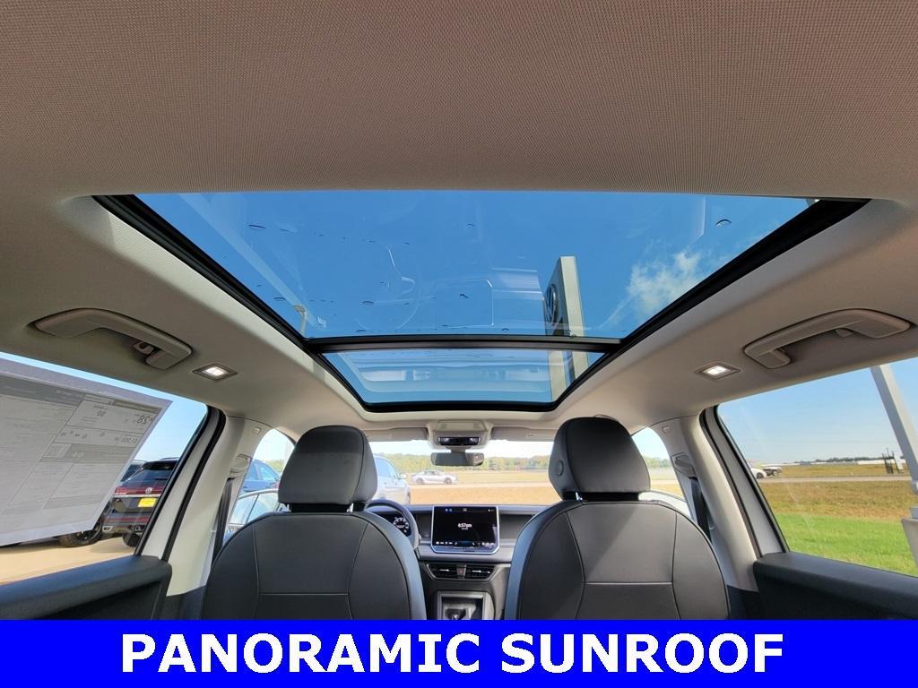 new 2025 Volkswagen Tiguan car, priced at $33,880