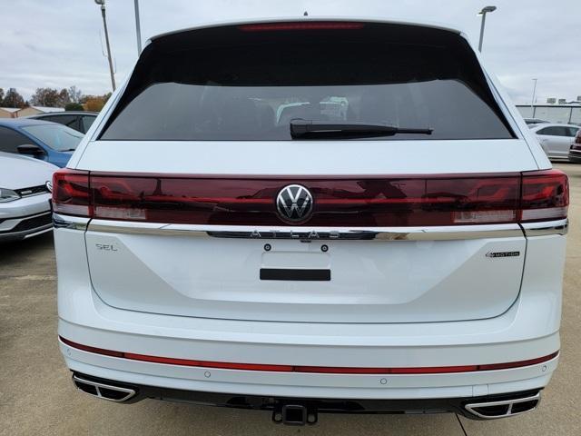 new 2025 Volkswagen Atlas car, priced at $54,081