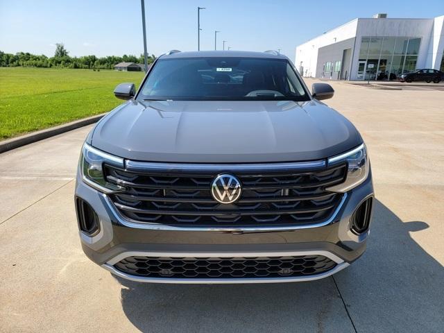 new 2025 Volkswagen Atlas Cross Sport car, priced at $49,546