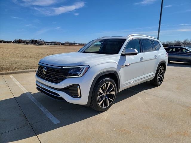 new 2025 Volkswagen Atlas car, priced at $54,776