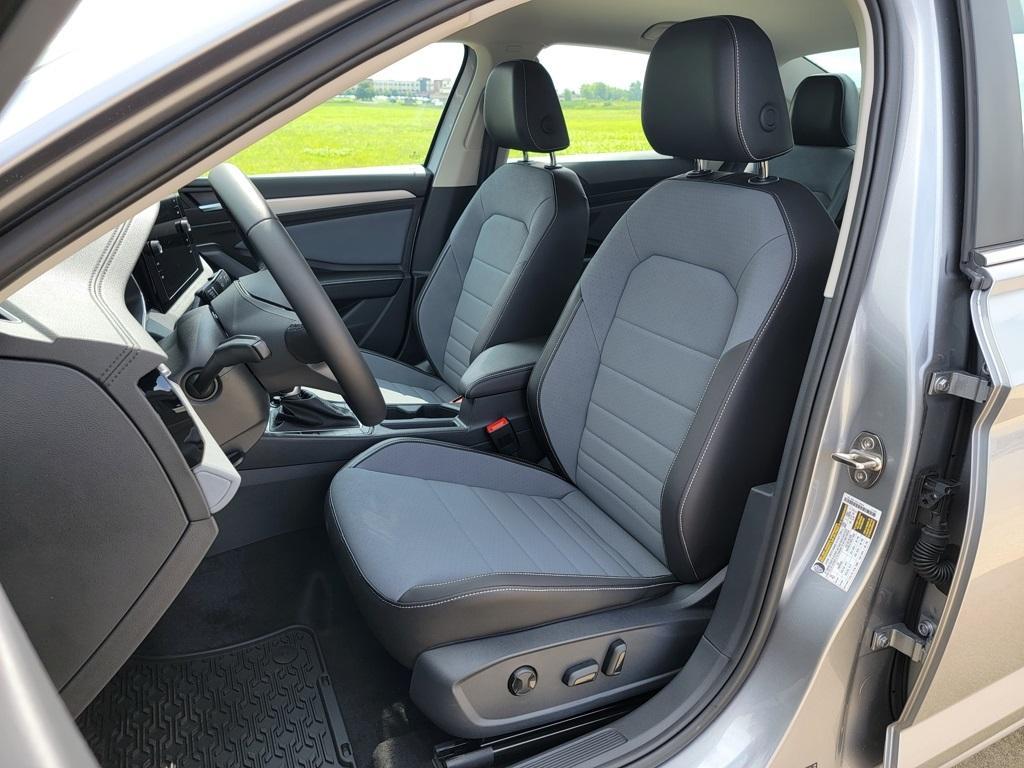 new 2025 Volkswagen Jetta car, priced at $27,201