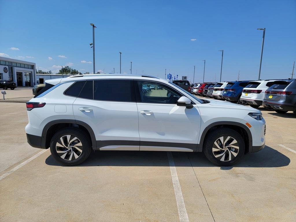 new 2025 Volkswagen Tiguan car, priced at $30,975