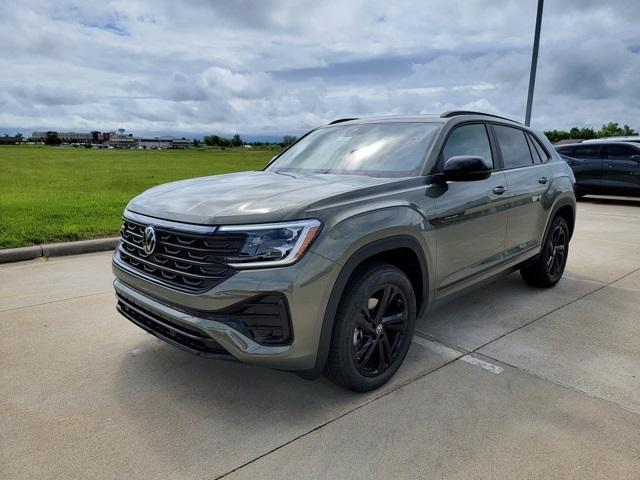 new 2025 Volkswagen Atlas Cross Sport car, priced at $51,041