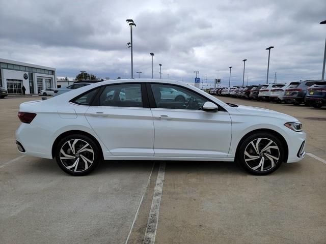 new 2025 Volkswagen Jetta car, priced at $31,096