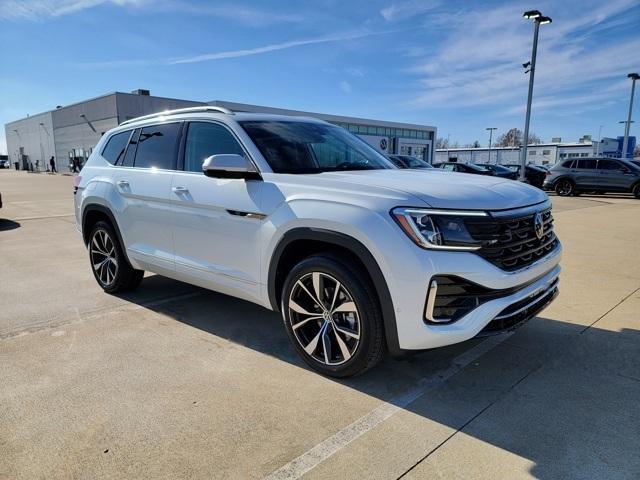 new 2025 Volkswagen Atlas car, priced at $54,081