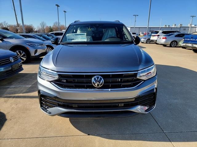 new 2024 Volkswagen Tiguan car, priced at $36,246