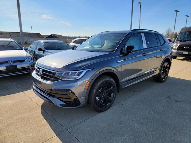 new 2024 Volkswagen Tiguan car, priced at $36,246