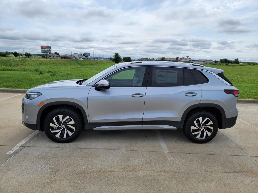 new 2025 Volkswagen Tiguan car, priced at $30,511