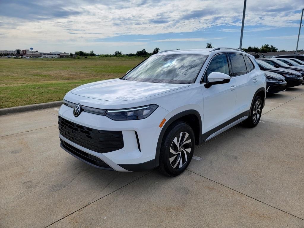 new 2025 Volkswagen Tiguan car, priced at $31,261