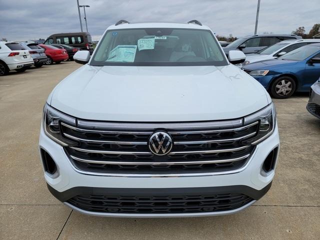 new 2025 Volkswagen Atlas car, priced at $43,926