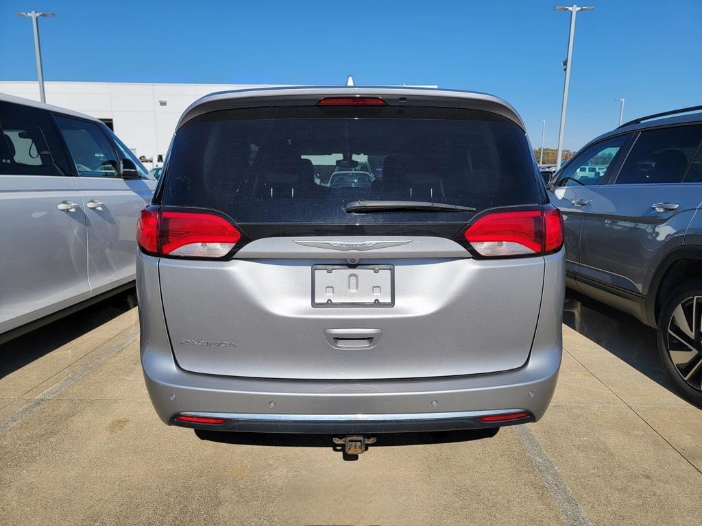 used 2017 Chrysler Pacifica car, priced at $9,000