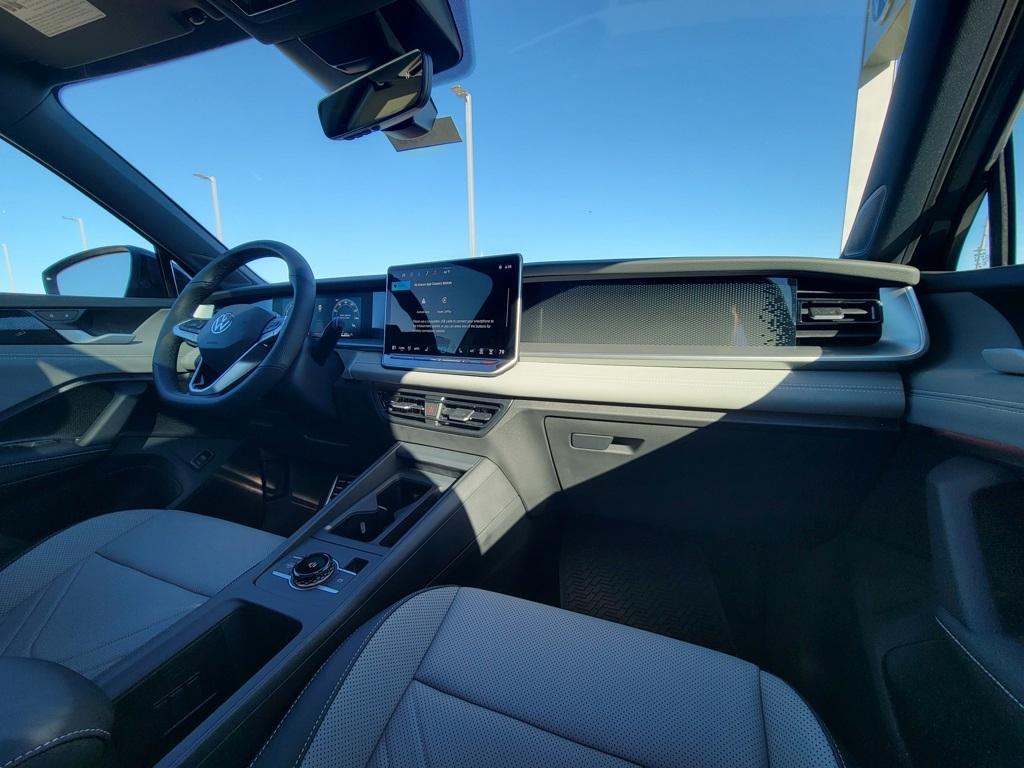 new 2025 Volkswagen Tiguan car, priced at $39,311