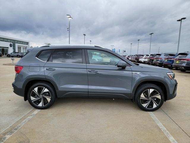 new 2024 Volkswagen Taos car, priced at $31,611