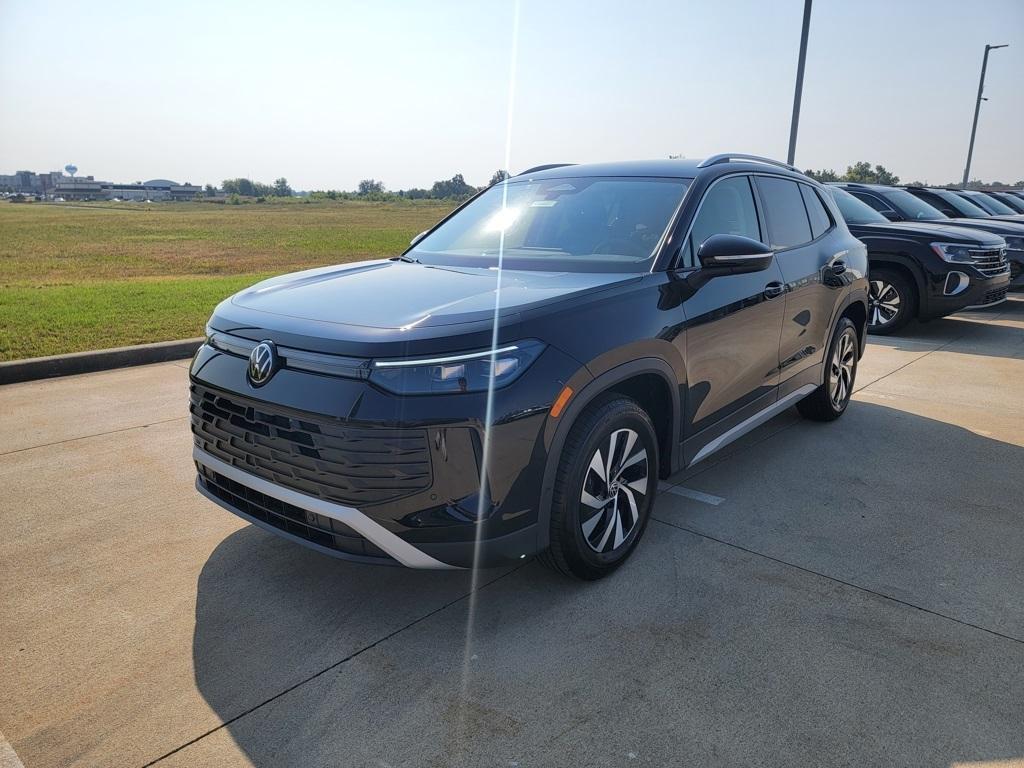new 2025 Volkswagen Tiguan car, priced at $29,771