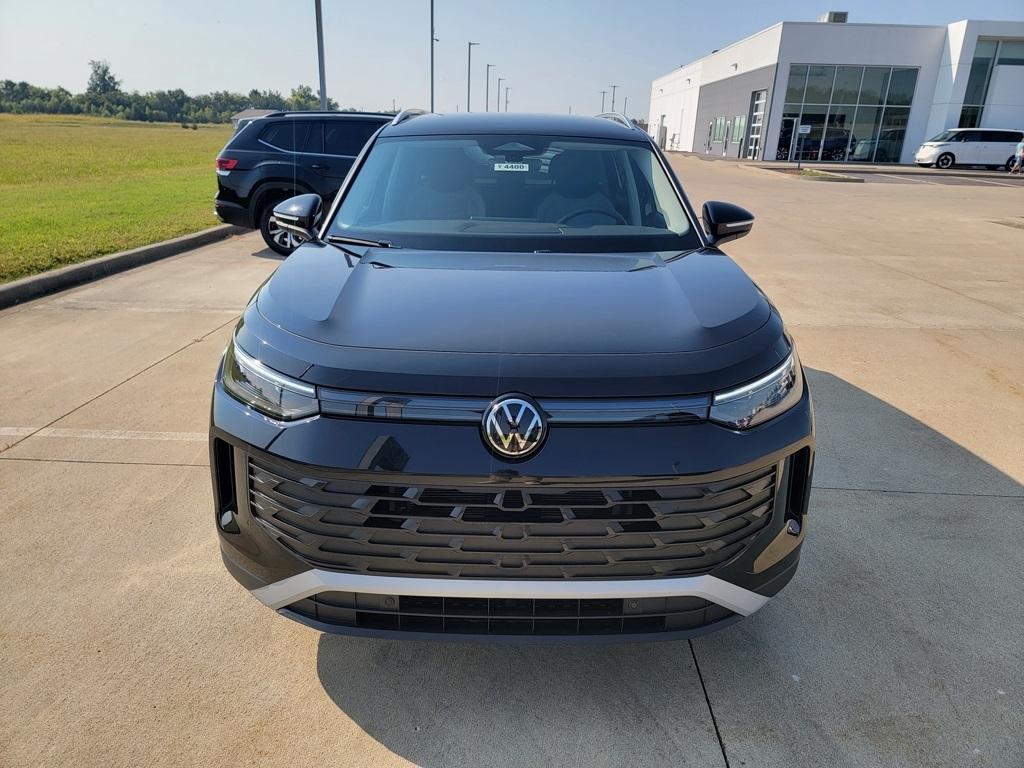 new 2025 Volkswagen Tiguan car, priced at $29,771
