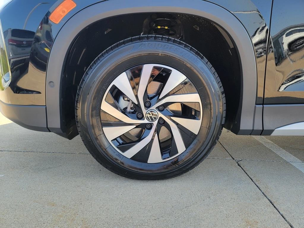 new 2025 Volkswagen Tiguan car, priced at $29,771