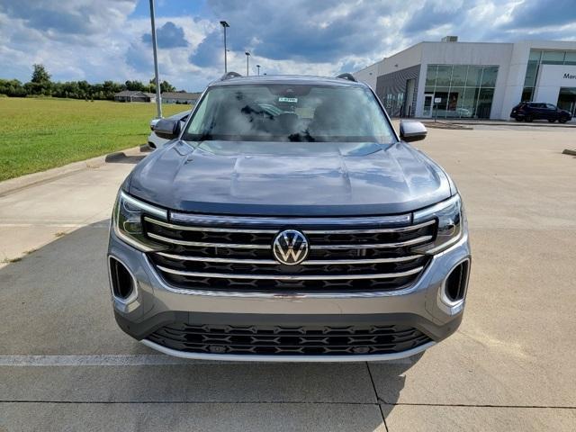 new 2024 Volkswagen Atlas car, priced at $44,305