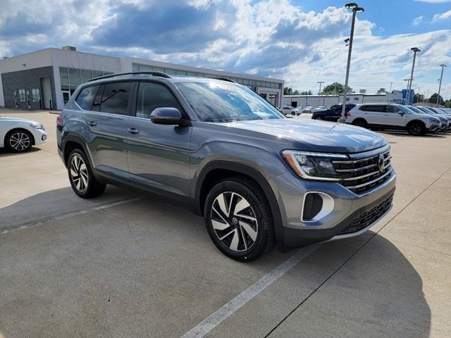 new 2024 Volkswagen Atlas car, priced at $44,305