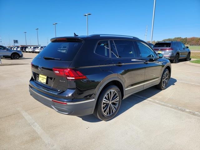 new 2024 Volkswagen Tiguan car, priced at $33,688