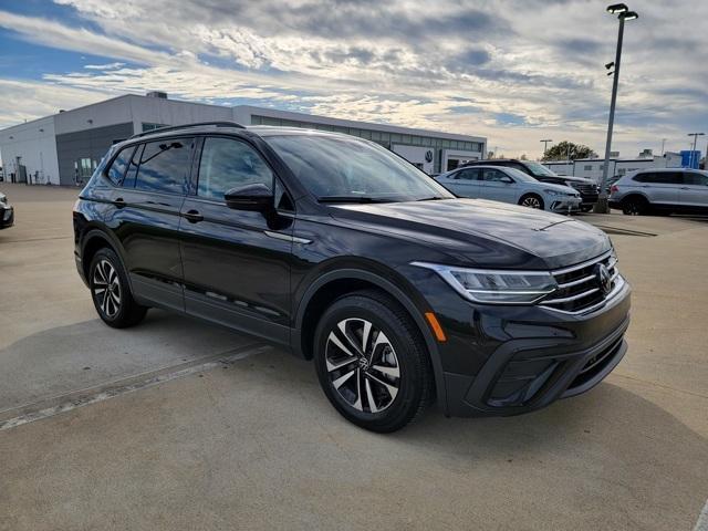 new 2024 Volkswagen Tiguan car, priced at $28,984