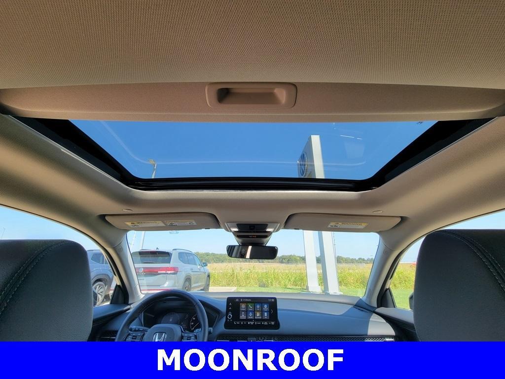 used 2025 Honda HR-V car, priced at $27,750