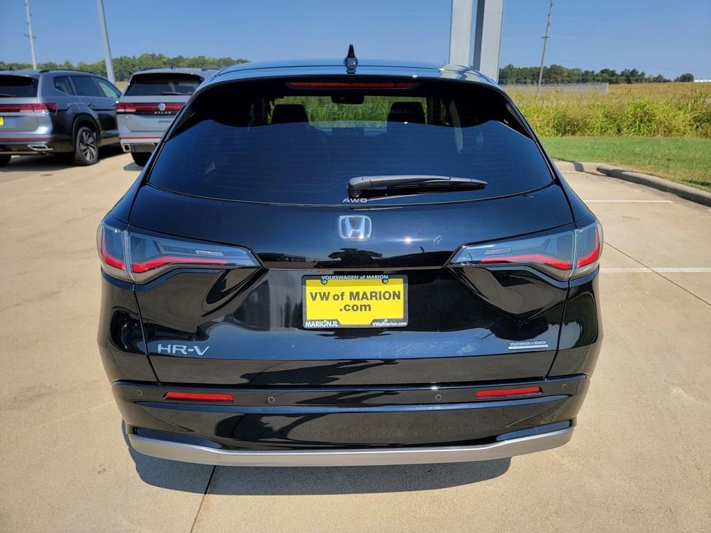 used 2025 Honda HR-V car, priced at $27,750