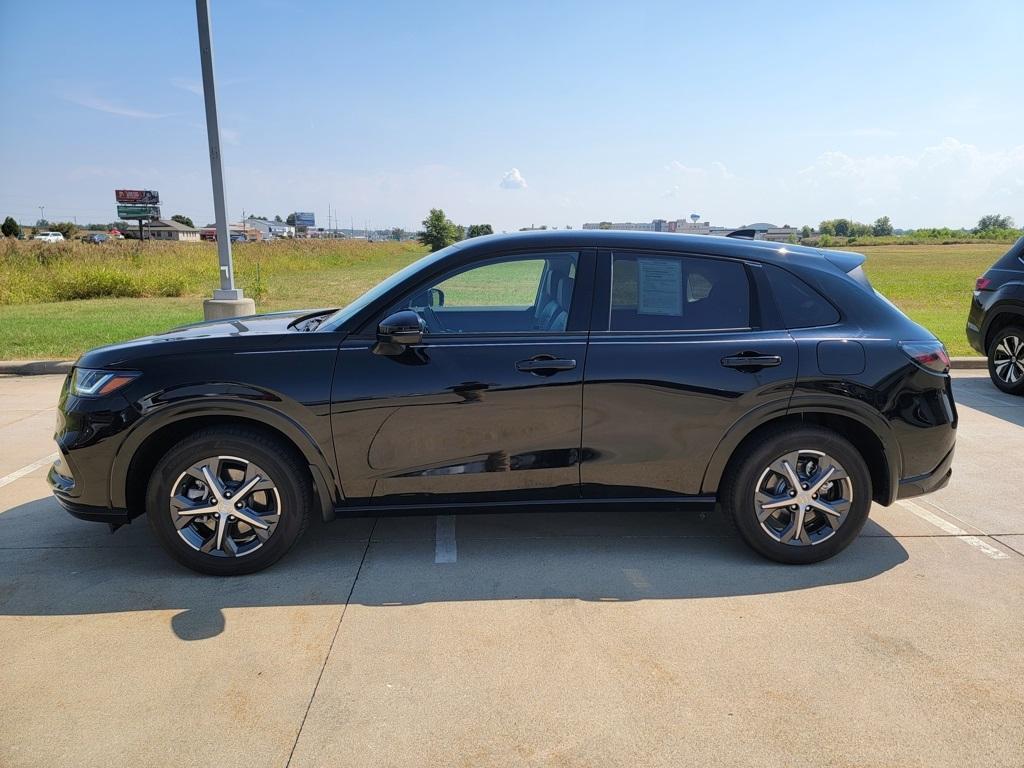 used 2025 Honda HR-V car, priced at $27,750