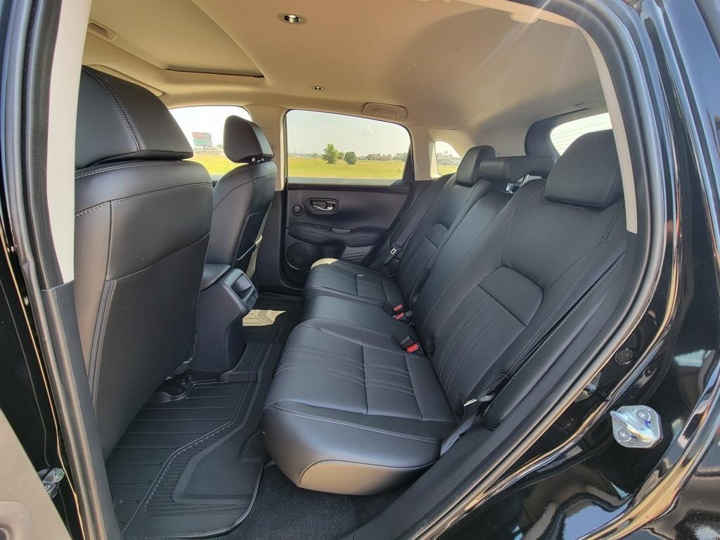 used 2025 Honda HR-V car, priced at $27,750