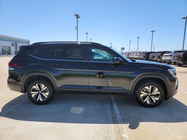 new 2024 Volkswagen Atlas car, priced at $39,538