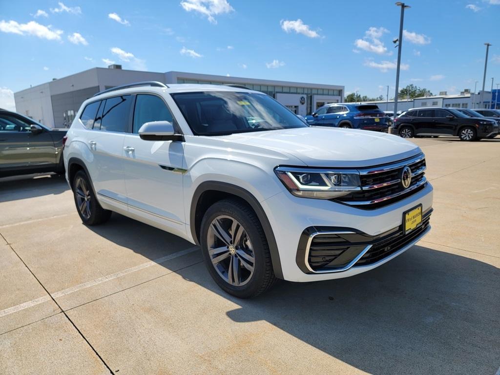 used 2021 Volkswagen Atlas car, priced at $25,000