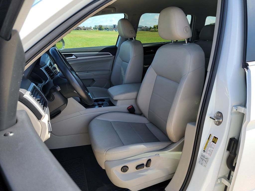 used 2021 Volkswagen Atlas car, priced at $25,000