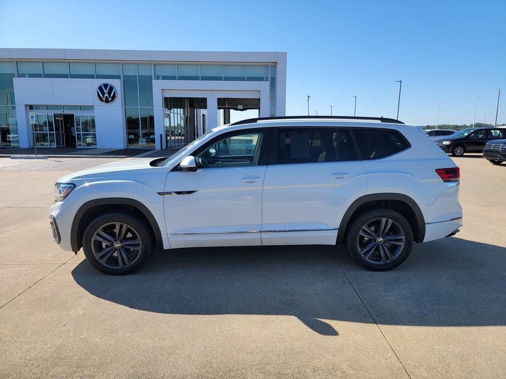 used 2021 Volkswagen Atlas car, priced at $25,000