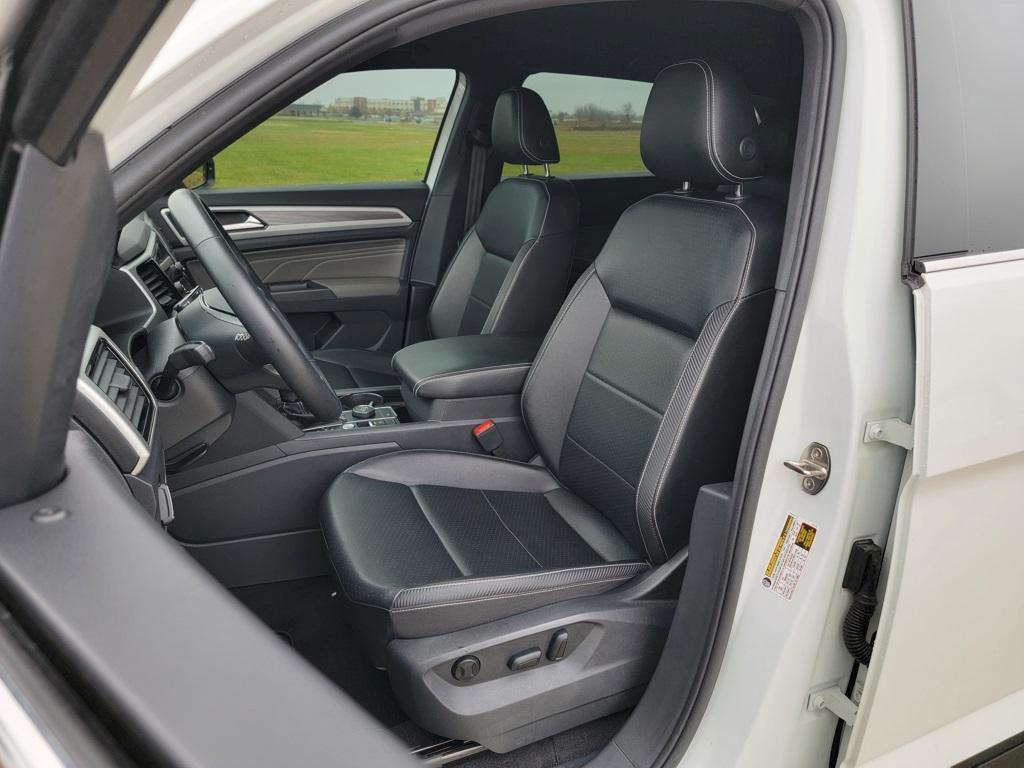 used 2022 Volkswagen Atlas Cross Sport car, priced at $28,000