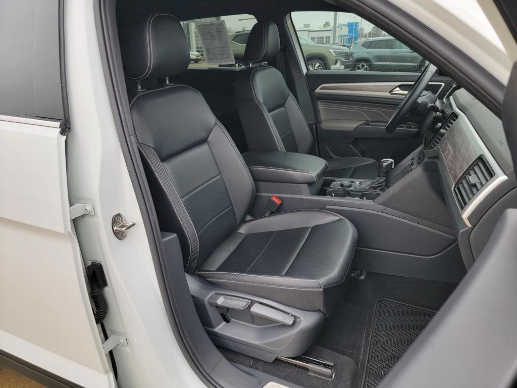 used 2022 Volkswagen Atlas Cross Sport car, priced at $28,000