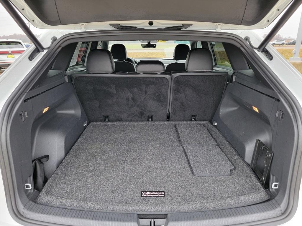 used 2022 Volkswagen Atlas Cross Sport car, priced at $28,000